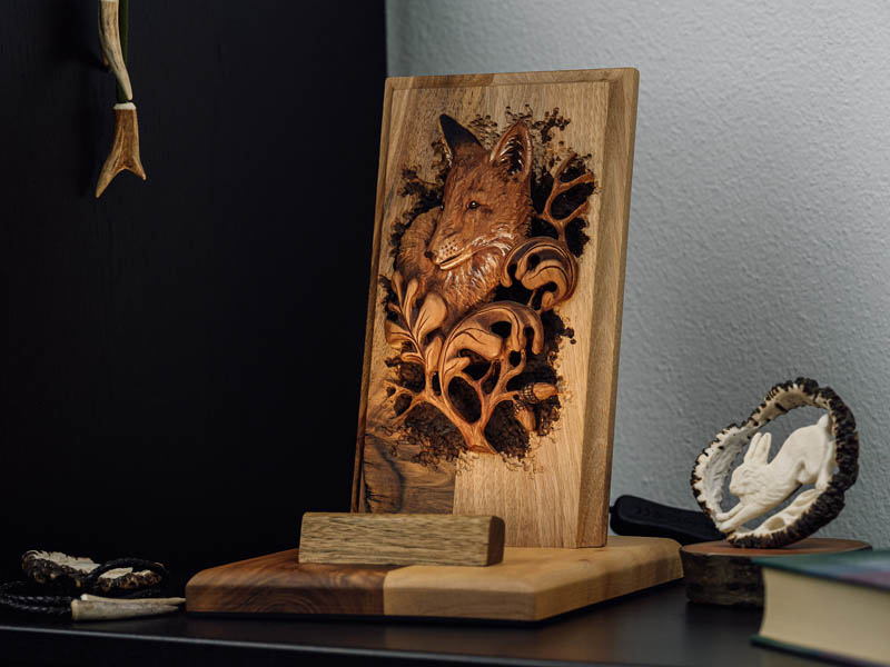 Fából készült asztali lámpa - faragott róka